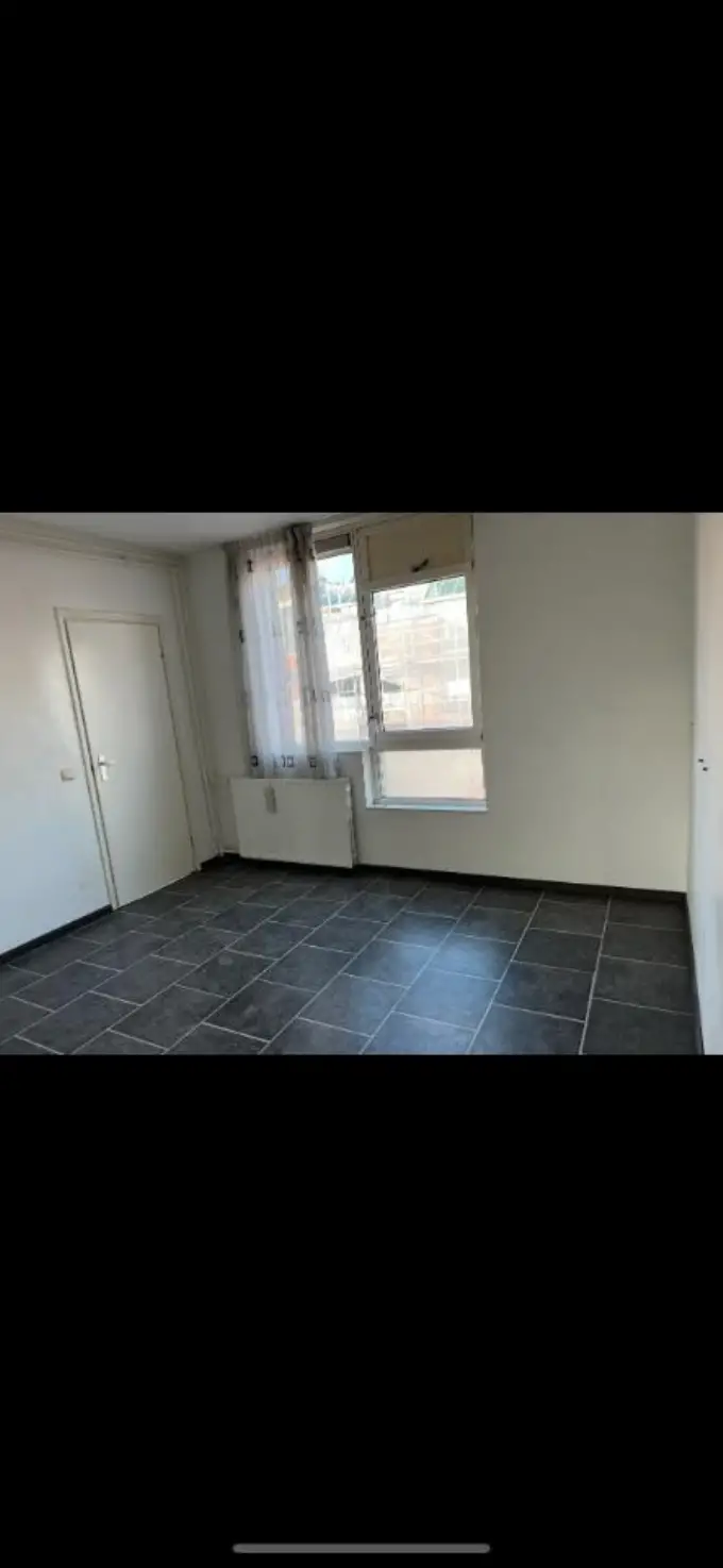 Kamer te huur aan de Riouwstraat in Amsterdam