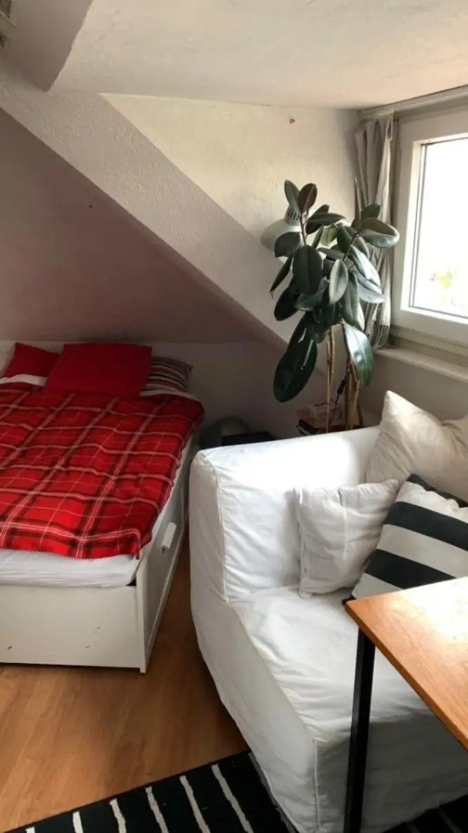 Kamer te huur aan de Namensestraat in Den Haag