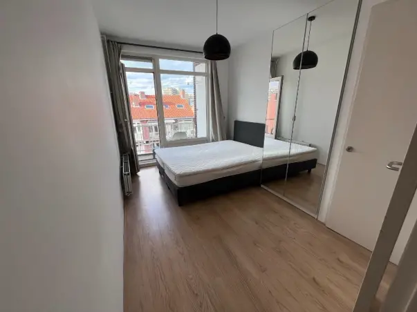 Kamer te huur aan de Veenendaalkade in Den Haag