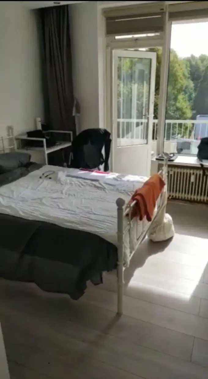 Kamer te huur aan de Van Boshuizenstraat in Amsterdam